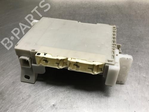Used Fuse box TOYOTA VERSO S (_P12_) 1.33 (NSP120_) (99 hp) 16700903