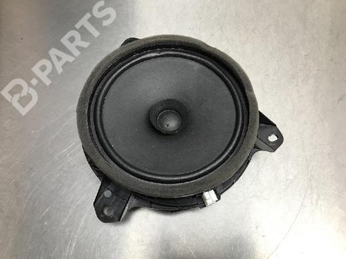 speakers-toyota-corolla-hatchback-_e21_-_ea1_-_eh1_-18-hybrid-zwe211-8616002b80-2018-10851050 main image