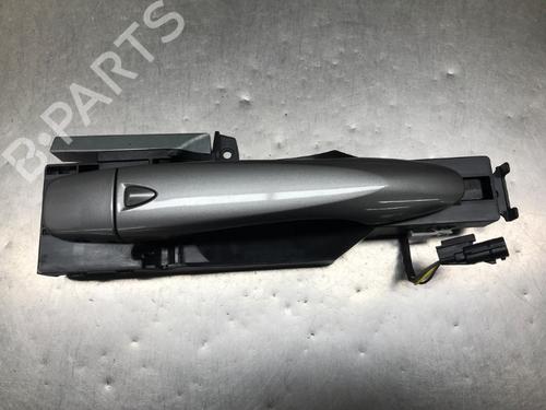 Used Front right exterior door handle NISSAN PULSAR Hatchback (C13) 1.6 DIG-T (190 hp) 33181186