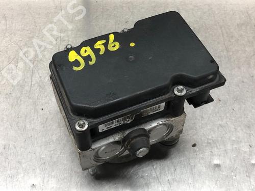 Used ABS pump NISSAN MICRA III (K12) 1.2 16V (80 hp) 11485826