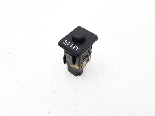 switch-toyota-aygo-_b4_-10-kgb40-2014-10835448 main image