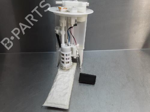 Used Fuel pump TOYOTA YARIS (_P13_) 1.0 (KSP130_, KSP130) (69 hp) 10848526