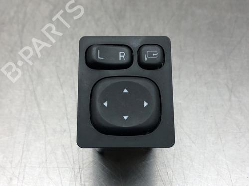 Speilbryter Speilbryter TOYOTA AURIS Estate (_E18_) 1.8 Hybrid (ZWE186_, ZWE186R, ZWE186H) (136 hp) 34393657 34393657