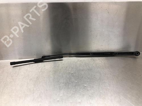 Front windshield wiper arm HYUNDAI ix20 (JC) 1.4 | BP13183227C143 