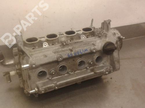 Used Cylinder head Cylinder head TOYOTA YARIS (_P13_) 1.5 Hybrid (NHP130_, NHP130) (101 hp) 10828158 10828158