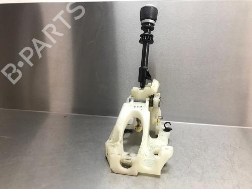 Gear lever TOYOTA RAV 4 III (_A3_) 2.2 D 4WD (ALA30_, ALA30R) | BP10847740M90 