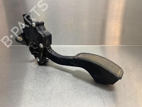 Used Pedal TOYOTA RAV 4 III (_A3_) 2.0 (ZSA35_, ZSA35R) (158 hp) 16814202