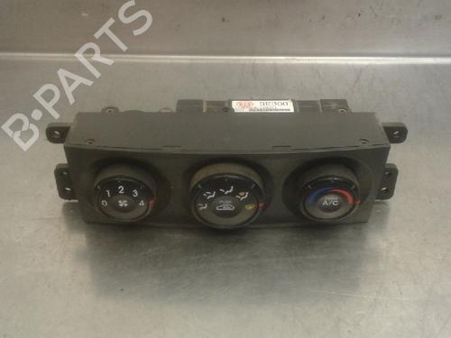 Used Climate control KIA SORENTO I (JC) 2.5 CRDi 4WD (140 hp) 10829743