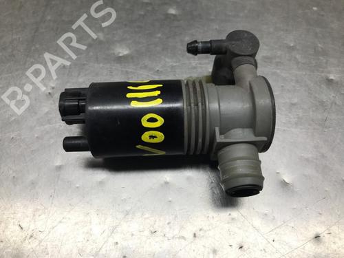 Used Washer pump TOYOTA YARIS (_P21_, _PA1_, _PH1_) 1.5 Hybrid (MXPH10, MXPH11) (116 hp) 33181325