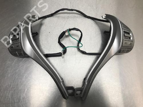 Used Steering wheel controls NISSAN QASHQAI II SUV (J11, J11_) 1.2 DIG-T (115 hp) 13178185