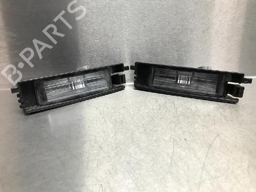 Used Licence plate light TOYOTA COROLLA Hatchback (_E21_, _EA1_, _EH1_) 1.8 Hybrid (ZWE211, ZWE219) (122 hp) 13178852