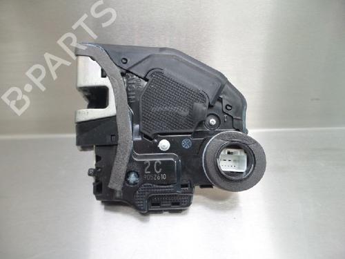 Used Rear left lock TOYOTA URBAN CRUISER (_P1_) 1.33 (NSP110_, NSP110) (101 hp) 13168819