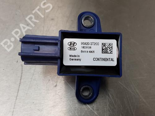 Used Electronic module HYUNDAI i20 II (GB, IB) 1.0 T-GDI (101 hp) 15009703