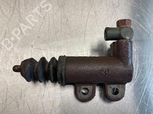Clutch slave cylinder MITSUBISHI LANCER VII Estate (CS_W, CT_W) 2.0 (CS9W) | BP13177280M113 