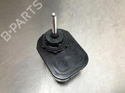 Used Headlight adjuster motor TOYOTA COROLLA Hatchback (_E21_, _EA1_, _EH1_) 1.8 Hybrid (ZWE211, ZWE219) (122 hp) 13178861