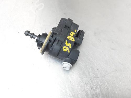 Used Headlight adjuster motor NISSAN JUKE (F15) 1.6 (117 hp) 13177773