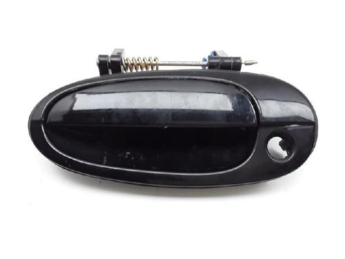 Used Front left exterior door handle DAEWOO EVANDA (KLAL) 2.0 (131 hp) 10832370