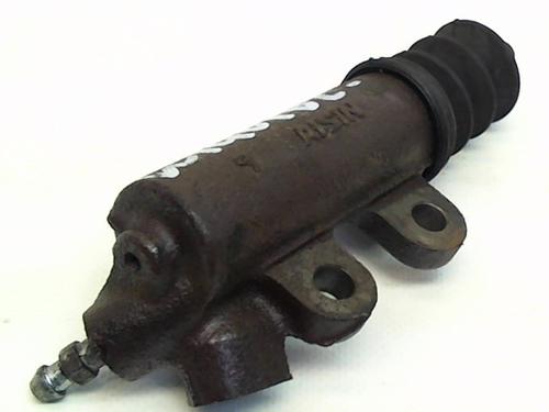 Used Clutch slave cylinder TOYOTA AVENSIS Saloon (_T25_) 2.0 D-4D (ADT250_, ADT250R) (126 hp) 13167947