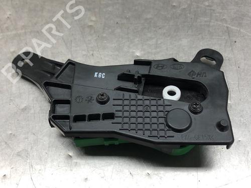 Used Fuel door actuator KIA CEE'D Sportswagon (JD) 1.6 CRDi 136 (136 hp) 17542710