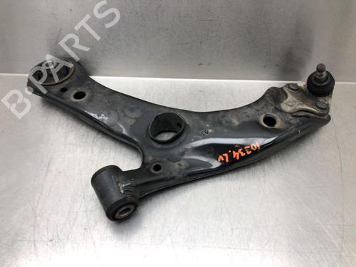 Used Left front suspension arm TOYOTA C-HR (_X1_) 1.8 Hybrid (ZYX10_, ZYX11_, ZYX10R, ZYX11R) (122 hp) 17918380