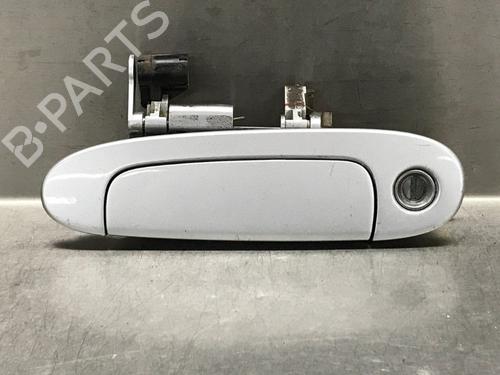 Used Front left exterior door handle TOYOTA YARIS (_P1_) 1.0 (SCP10_, SCP10R) (68 hp) 33181089