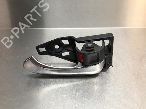 Used Front right exterior door handle TOYOTA RAV 4 III (_A3_) 2.0 4WD (ZSA30_, ZSA30R) (158 hp) 10847391