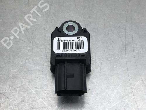 Used Electronic module TOYOTA AURIS Estate (_E18_) 1.2 (NRE185_, NRE185R, NRE185H) (116 hp) 15181331