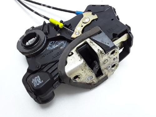 Front left lock TOYOTA AVENSIS Estate (_T25_) 2.0 D-4D (CDT250_, CDT250R) | BP13171548C98 