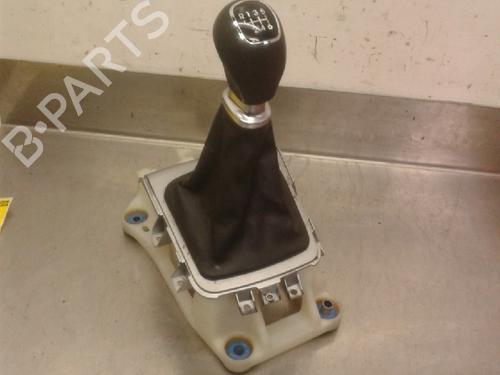 Used Gear lever KIA CEE'D Hatchback (ED) 1.6 CRDi 90 (90 hp) 10828608