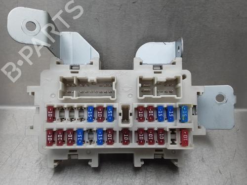 Used Fuse box NISSAN MURANO I (Z50) 3.5 4x4 (234 hp) 10856279