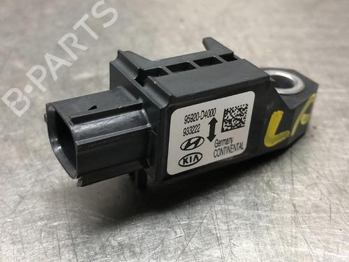 Used Electronic sensor KIA OPTIMA Sportswagon (JF) 2.0 CVVL (163 hp) 11254934
