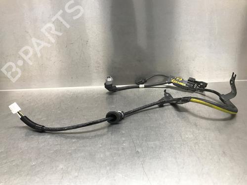 Used Cable Cable TOYOTA YARIS (_P21_, _PA1_, _PH1_) 1.5 Hybrid (MXPH10, MXPH11) (116 hp) 17831612 17831612