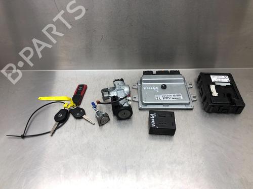 Used Switch NISSAN NOTE (E12) 1.2 (80 hp) 13382402