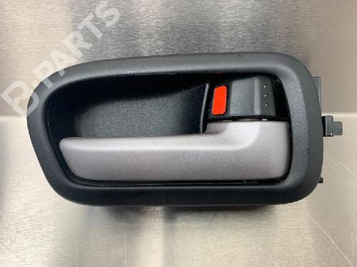 Used Rear right exterior door handle Rear right exterior door handle SUZUKI GRAND VITARA II (JT, TE, TD) 2.0 All-wheel Drive (TD54, JB420) (140 hp) 10844795 10844795