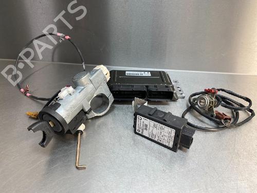 Kombi Kontakt / Stilkkontakt NISSAN X-TRAIL I (T30) 2.5 4x4 (165 hp) 10847281