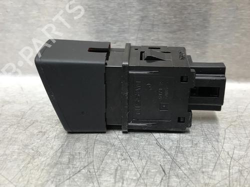 Warning switch NISSAN MICRA V (K14) 0.9 IG-T | BP13185895I22
