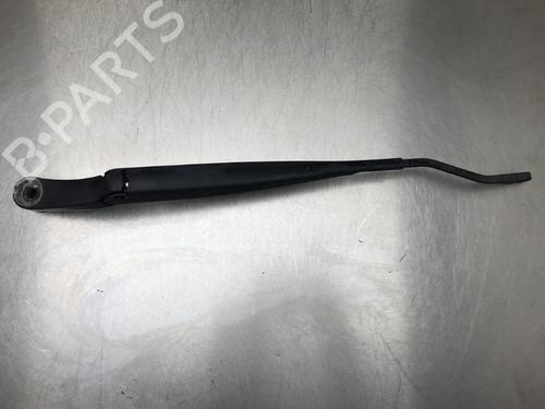 Used Front windshield wiper arm CHEVROLET SPARK (M300) 1.0 LPG (65 hp) 13185765