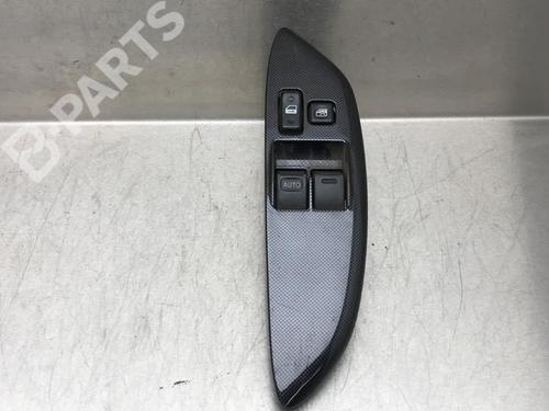 Used Switch Switch TOYOTA YARIS (_P1_) 1.5 (NCP13_, NCP13R) (106 hp) 10856772 10856772