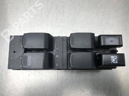 Used Switch Switch SUZUKI SWIFT III (MZ, EZ) 1.3 (RS413, ZC11S) (92 hp) 10855872 10855872