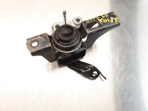 Used Engine mount Engine mount SUBARU TREZIA 1.3 (NSP120X, NSP120L) (99 hp) 10850674 10850674