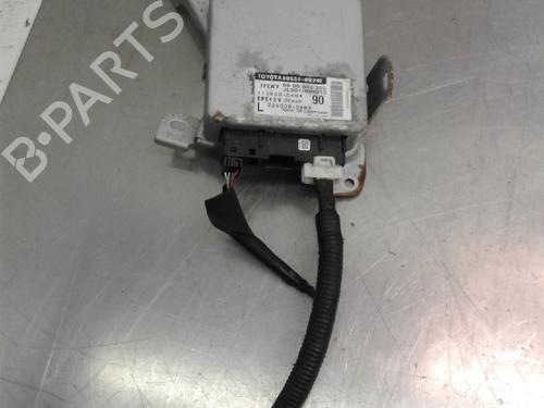 Used Steering ECU TOYOTA YARIS (_P13_) 1.0 (KSP130_, KSP130) (69 hp) 10826526
