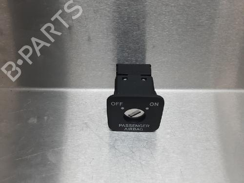 Used Switch TOYOTA IQ (_J1_) 1.0 (KGJ10_, KGJ10R) (68 hp) 10842950