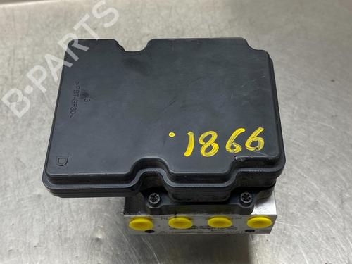 Used ABS pump HYUNDAI i20 III (BC3, BI3) 1.0 T-GDI hybrid 48V (101 hp) 11723071