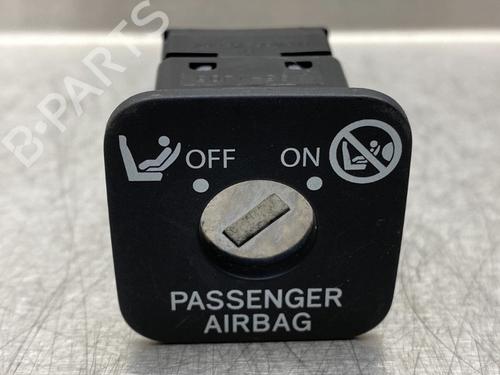 Schalter für TOYOTA AURIS (_E15_) 1.8 Hybrid (ZWE150_, ZWE150R) (136 hp) 10856970