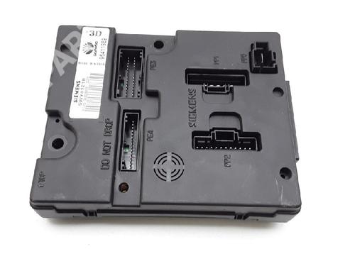 fuse-box-daewoo-evanda-klal-20-96411989-5wy8121b-2002-10832316 main image