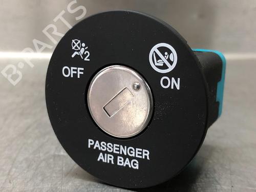 Used Switch KIA PICANTO III (JA) 1.2 (84 hp) 13450034