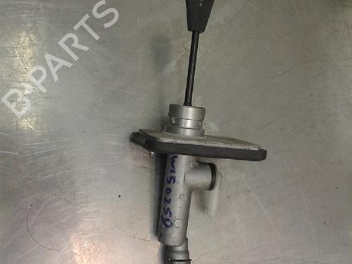 Used Clutch slave cylinder KIA CEE'D SW (ED) 1.4 CVVT (90 hp) 13169316