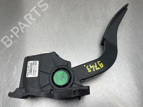 Used Pedal CHEVROLET AVEO Hatchback (T300) 1.2 (86 hp) 10859934