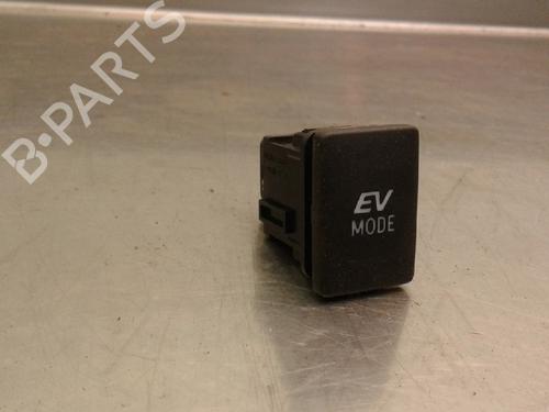 Used Switch TOYOTA YARIS (_P13_) 1.5 Hybrid (NHP130_, NHP130) (101 hp) 10827201