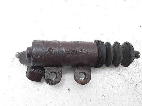 Clutch slave cylinder TOYOTA AVENSIS Estate (_T25_) 2.2 D-4D (ADT251_, ADT251R) | BP13171834M113 